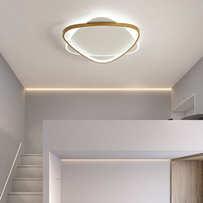 Luz de montaje empotrado LED de acrílico de hierro con triángulo creativo minimalista moderno 