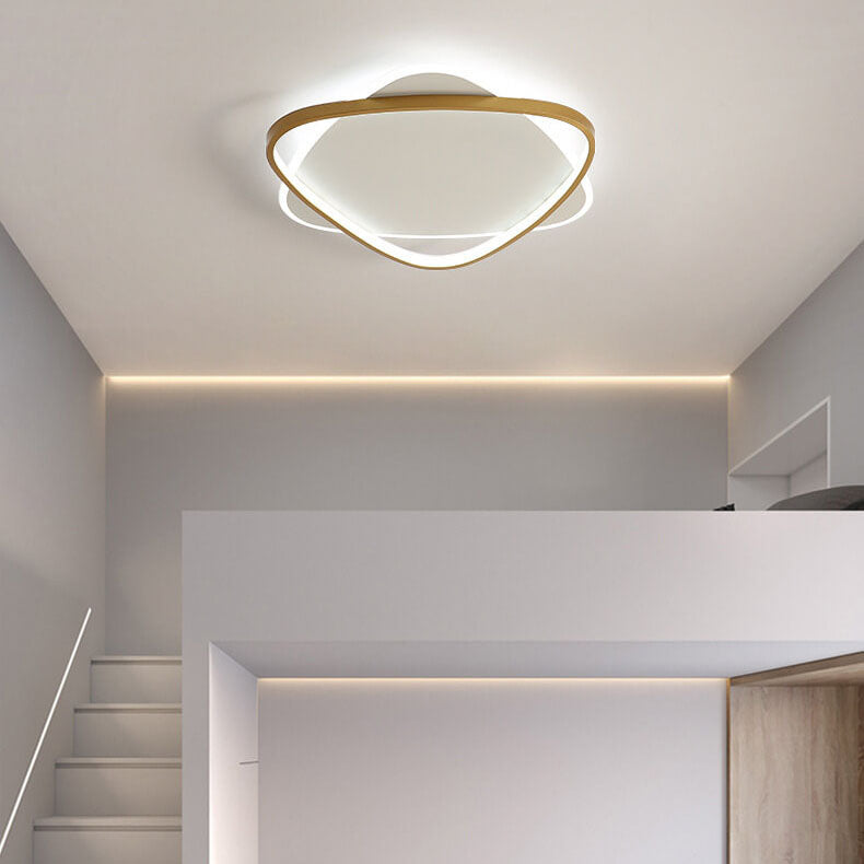Luz de montaje empotrado LED de acrílico de hierro con triángulo creativo minimalista moderno 