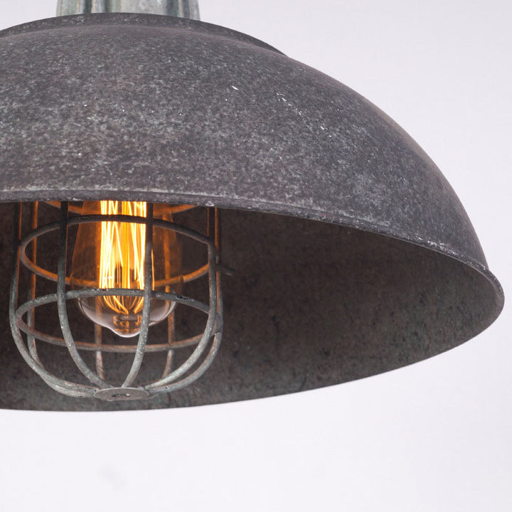 Zeitgenössische industrielle 1-flammige Pendelleuchte aus Eisen in Rostoptik mit kuppelförmigem Schirm für das Wohnzimmer 