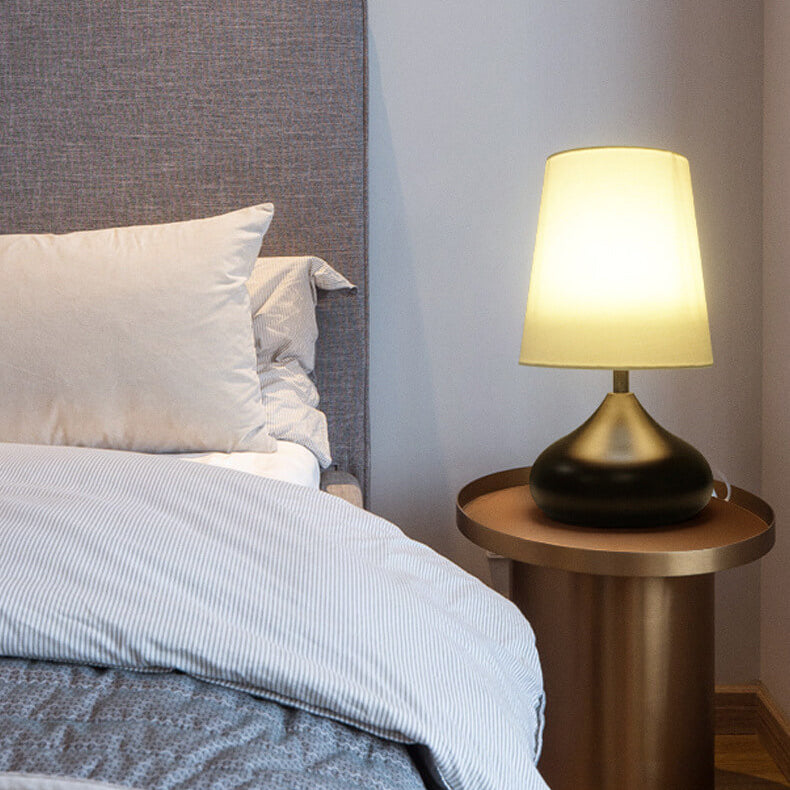 Moderne Einfachheit ABS Lampenschirm Mehrfachschalter Optionen LED Tischlampe 