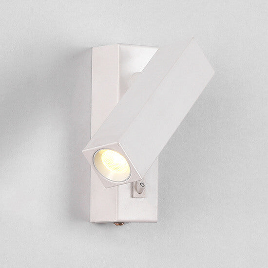 Modern Minimalist Acrylic Rectangular Irradiated LED Wall Sconce Lamp