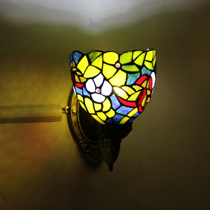 Traditional Tiffany Baroque Stained Glass Iron Round Bowl 1-Light Wall Sconce Lamp for Living Room