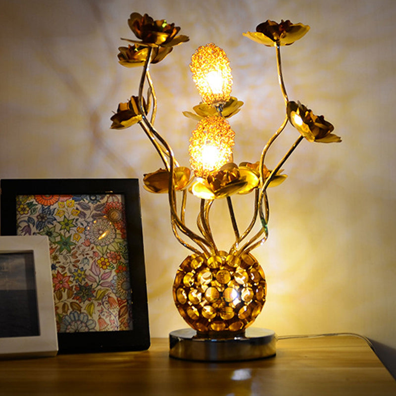 Lámpara de mesa LED de aluminio estilo europeo Rose 