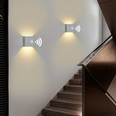 Applique Murale à Capteur de Corps LED Carrée Simple Moderne 