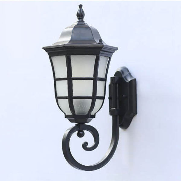 European Retro Outdoor Waterproof Anti-rust 1-Light Wall Sconce Lamp