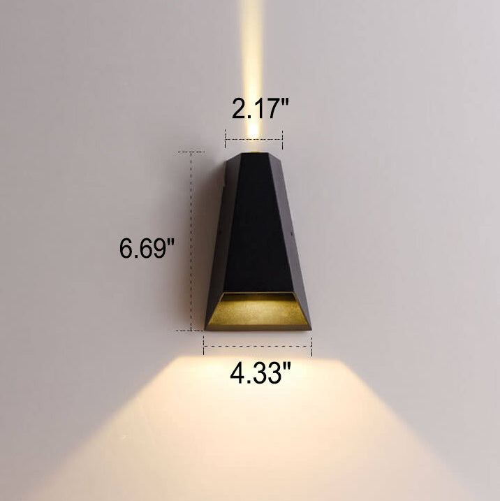Applique murale LED extérieure moderne et créative en trapèze éclairée vers le haut et vers le bas 
