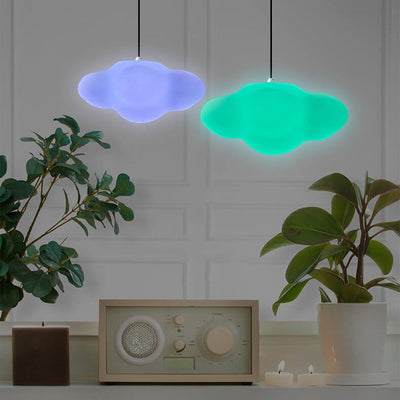 Modernes schwebendes Wolkendesign aus Harz, bunte LED-Pendelleuchte 