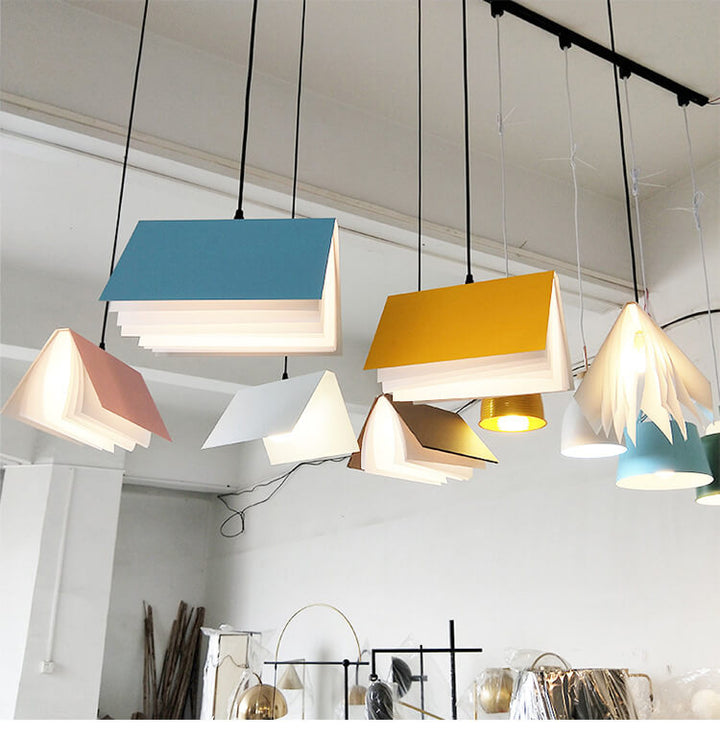 Fliegendes Buch 1-Licht Metall PVC Buchschirm Pendelleuchte 