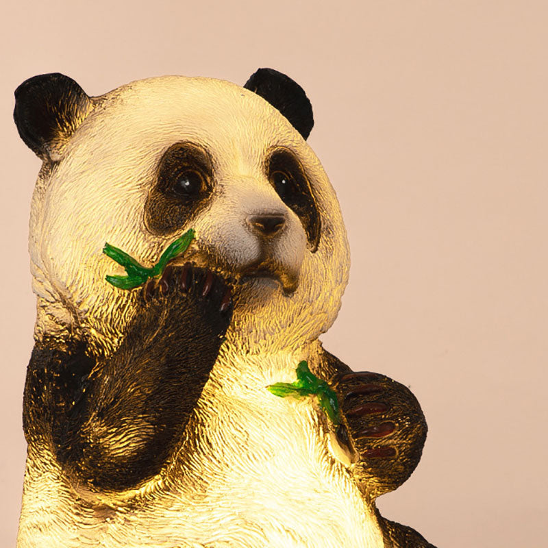 Zeitgenössisches kreatives Harz-Panda-Tierform-LED-Rasen-Landschaftslicht für den Garten 