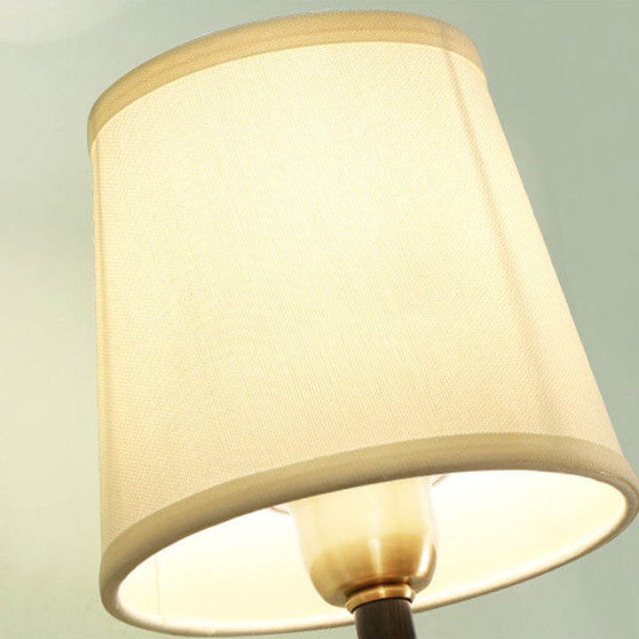 Applique murale en laiton américain moderne 1/2 lumière avec tissu 