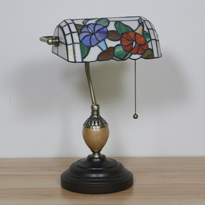 Europäische Tiffany-Blumen-Glas 1-Licht Banker Tischlampe 