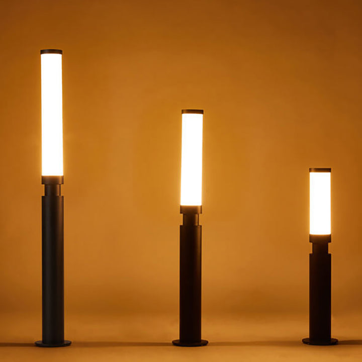 Moderne Acryl wasserdichte kreative Lippenstift-Design LED Outdoor Rasen Stehlampe 