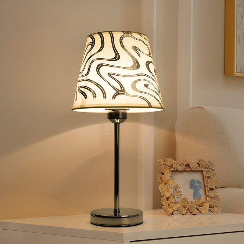 Lampe de table européenne rétro en tissu à 1 lumière 