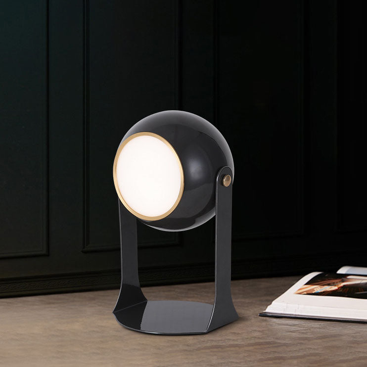 مصباح طاولة LED USB محمول قابل للتدوير من Nordic Creative Orb 