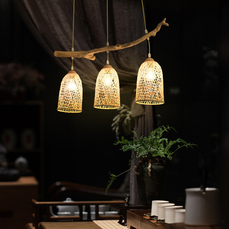 Hängende 3-Licht-Glockenschirm-Kronleuchter aus Bambusgeflecht aus Holz 