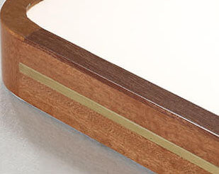 Moderne schlanke LED-Deckenleuchte in Walnussfarbe aus Holz 