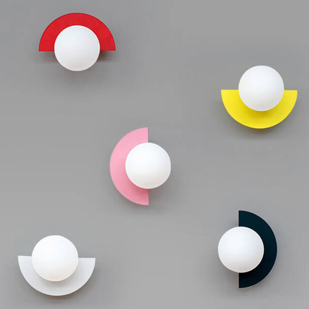 Moderne minimalistische Glas-Kugelförmige bunte Halbkreis-Design 1-Licht Wandleuchte 