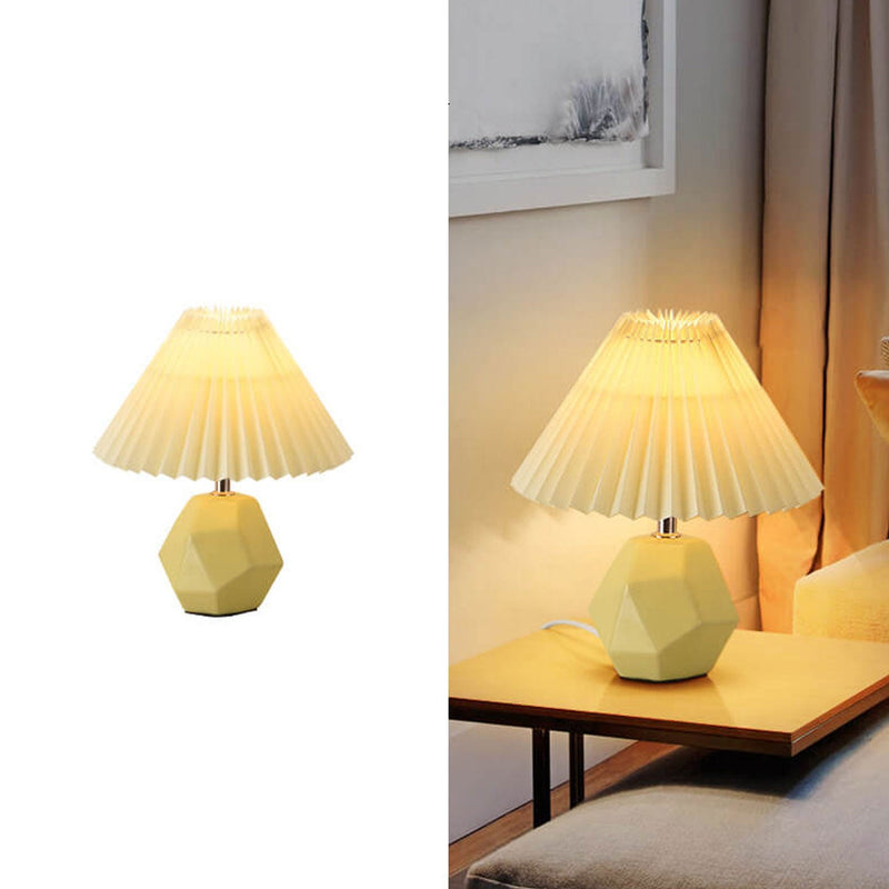 Lampe de table 1 lumière avec abat-jour plissé jaune lait nordique et base en céramique géométrique 