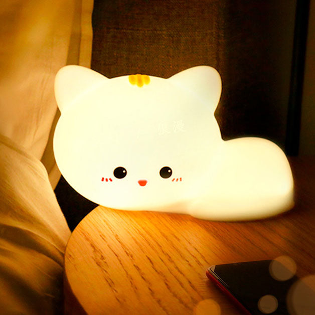 Modern Creative Cat Silicone Pat Remote Control LED Night Light Table Lamp