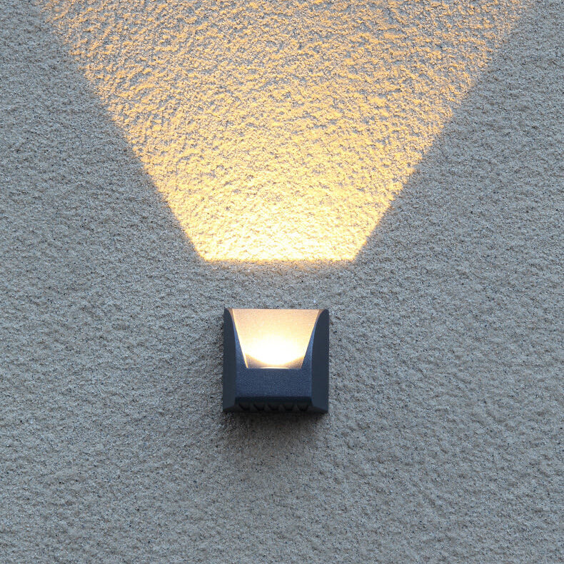 Lampe murale LED moderne minimaliste extérieure étanche carrée avec éclairage vers le haut et vers le bas 