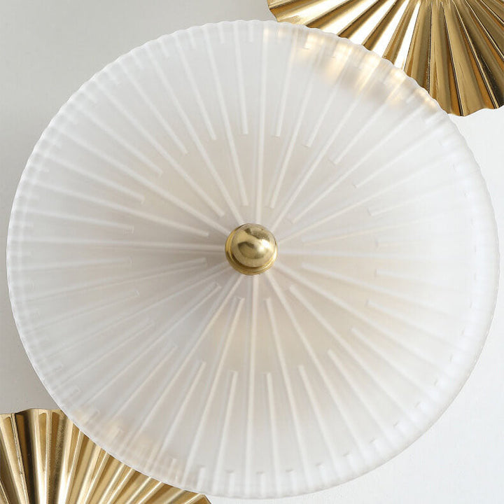 Moderna lámpara de aplique de pared de 2 luces con pantalla de vidrio de disco y herrajes plisados de lujo para dormitorio 