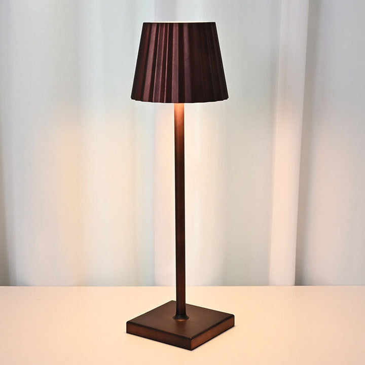 Lampe de table USB tactile LED en cône plissé en aluminium minimaliste 