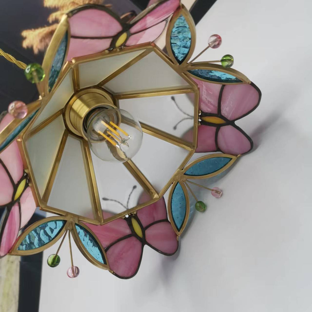 Moderne nordische 1-flammige Pendelleuchte aus Kupfer mit Schmetterlings-Buntglas in Kegelform für das Wohnzimmer 