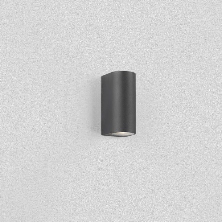 Moderne minimalistische 2-flammige Outdoor-Wandleuchte aus wasserdichtem Aluminium und Glas in Zylinderform für die Terrasse 