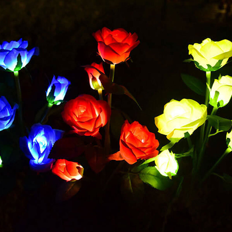 Moderner Solar-Rosen-Blumenstrauß 5-köpfiger LED-Garten-dekorativer Boden-Einsatz-Landschaftslicht im Freien 