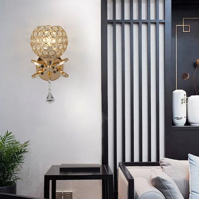Creative Minimalist Crystal 1-Light Wall Sconce Lamp