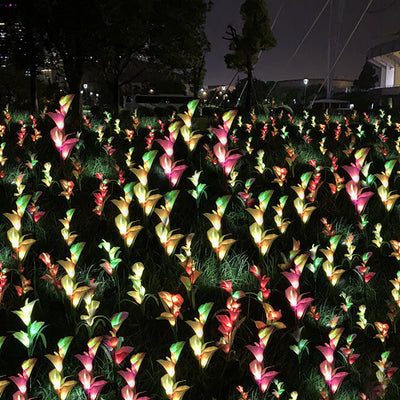 Moderne Solarpferdeschuhblume Bunte 4 LED Outdoor Garten Bodenstecker Landschaftslicht 