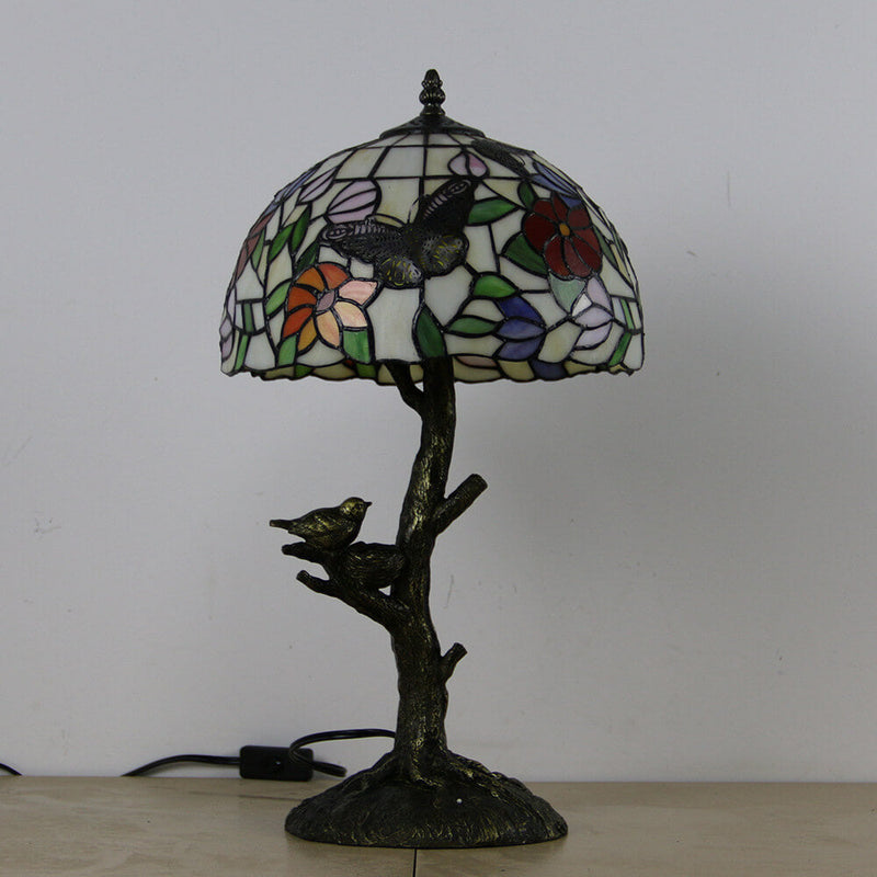 Lampe de table à 1 lumière en verre teinté avec design de papillon et rose Art Tiffany 