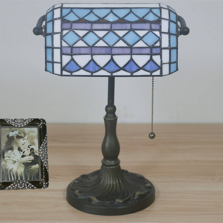 European Vintage Tiffany 1-Light Table Lamp