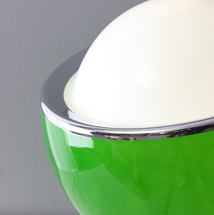 Lampe de table à 1 lumière en verre et fer à tête ronde moderne et colorée 