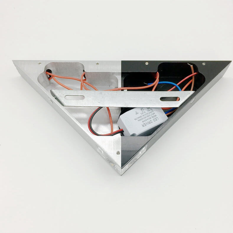 Modern Creative Aluminum Acrylic Stereo Triangle Pyramid Design LED Wall Sconce Lamp