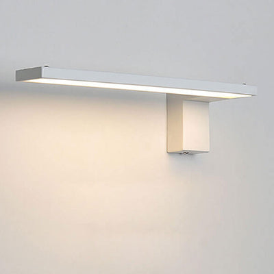 Moderne minimalistische LED-Wandleuchte mit langem Stab und quadratischem Sockel