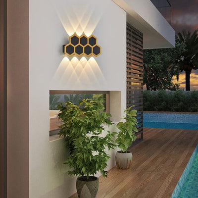 Lampe d'applique murale LED en or noir à combinaison hexagonale simple d'extérieur 