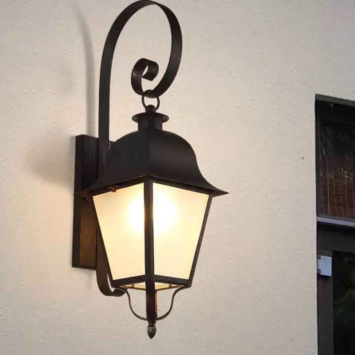 Retro European Square Arc Arm Outdoor Waterproof 1-Light Wall Sconce Lamp