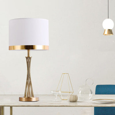Nordic Fabric Gold Linear Base 1-Light Tischlampe 
