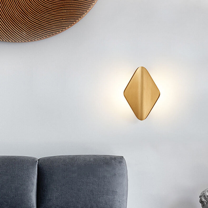 مصباح حائط LED من الألمنيوم بشكل معين منحني حديث 