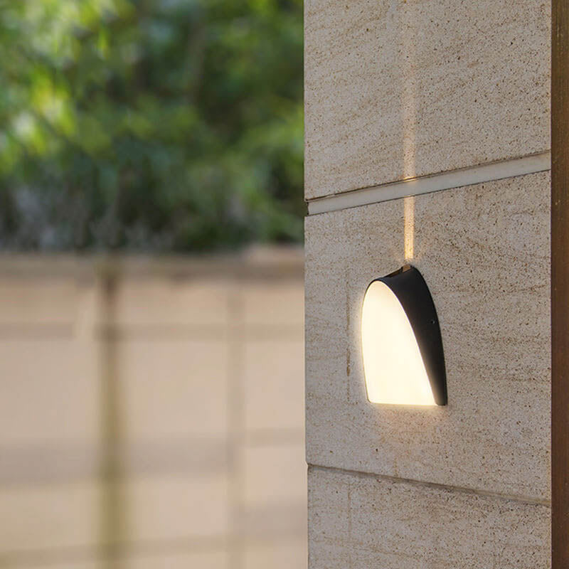 Applique murale LED étanche en triangle simple pour l&