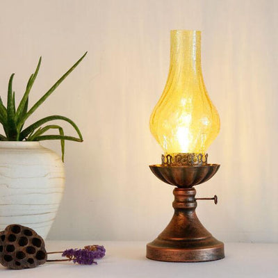 Vintage Antique Kerosene Oil Lamp 1-Light Table Lamp