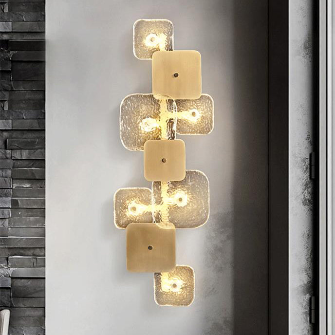 مصباح حائط LED مربع من الزجاج والنحاس في تصميم فن ما بعد الحداثة 