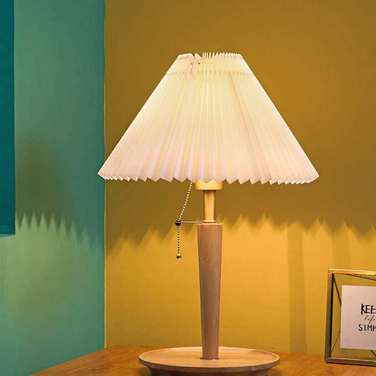 Retro Plissierter Zugschalter 1-Licht Tischlampe 