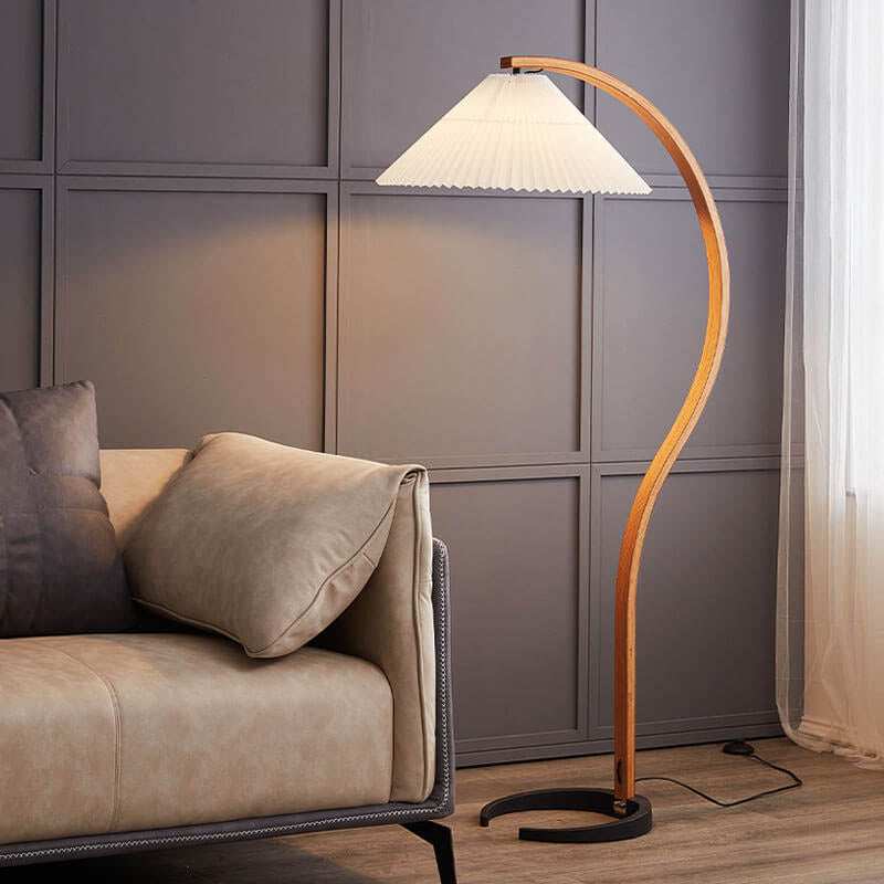 Vintage Wood Pleated Shade 1-Light Standing Floor Lamp