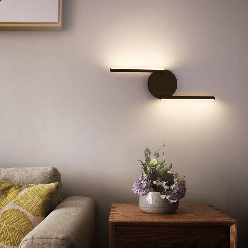 Moderne minimalistische Kurvenlinie Aluminium 1-Licht LED Wandleuchte 