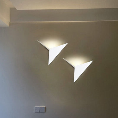 Nordic Minimalist Triangle Iron LED Wall Sconce Lamp