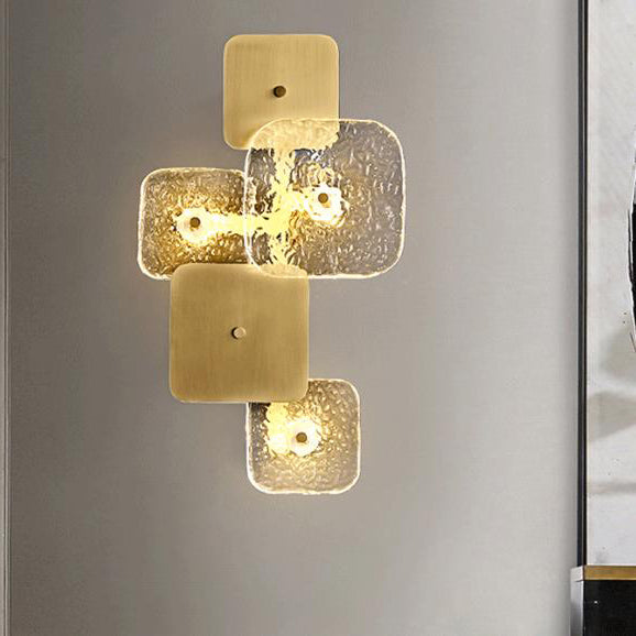 مصباح حائط LED مربع من الزجاج والنحاس في تصميم فن ما بعد الحداثة 