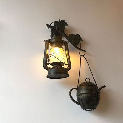 Vintage Kerosene Lamp Kettle 1-Light Wall Sconce Lamp