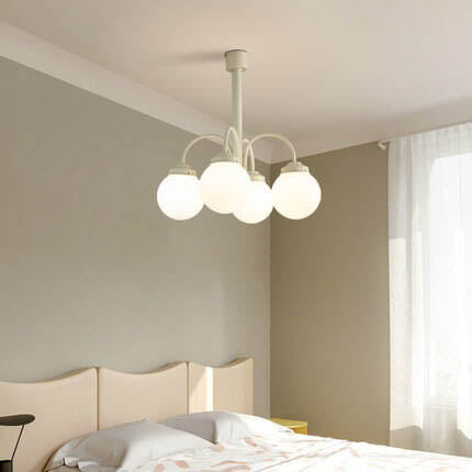 Araña de Luces de 4/6 en Vidrio Blanco Lechoso Vintage Francés 
